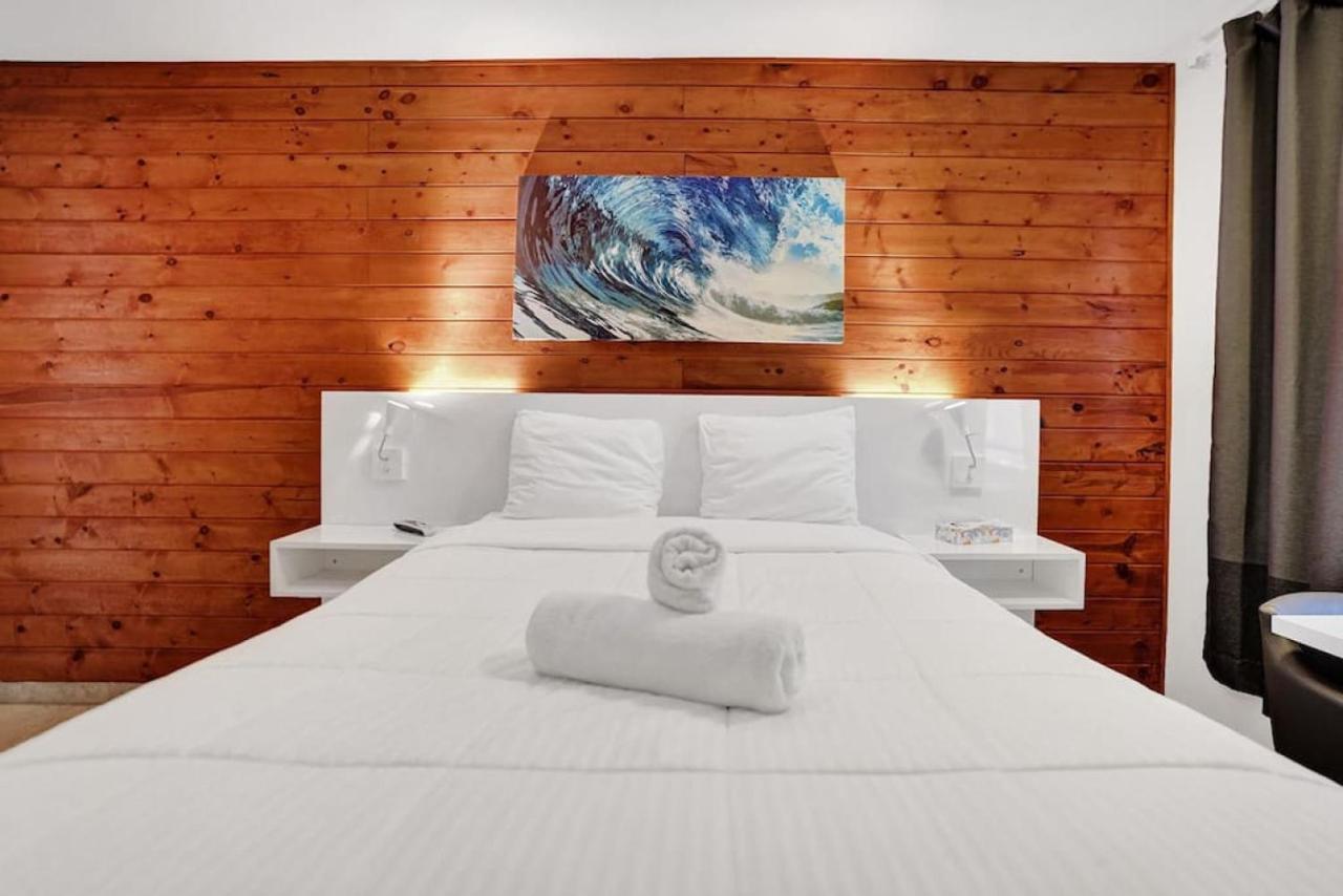 Waves Beach Town Cozy Studio Apartment 폼파노 비치 외부 사진
